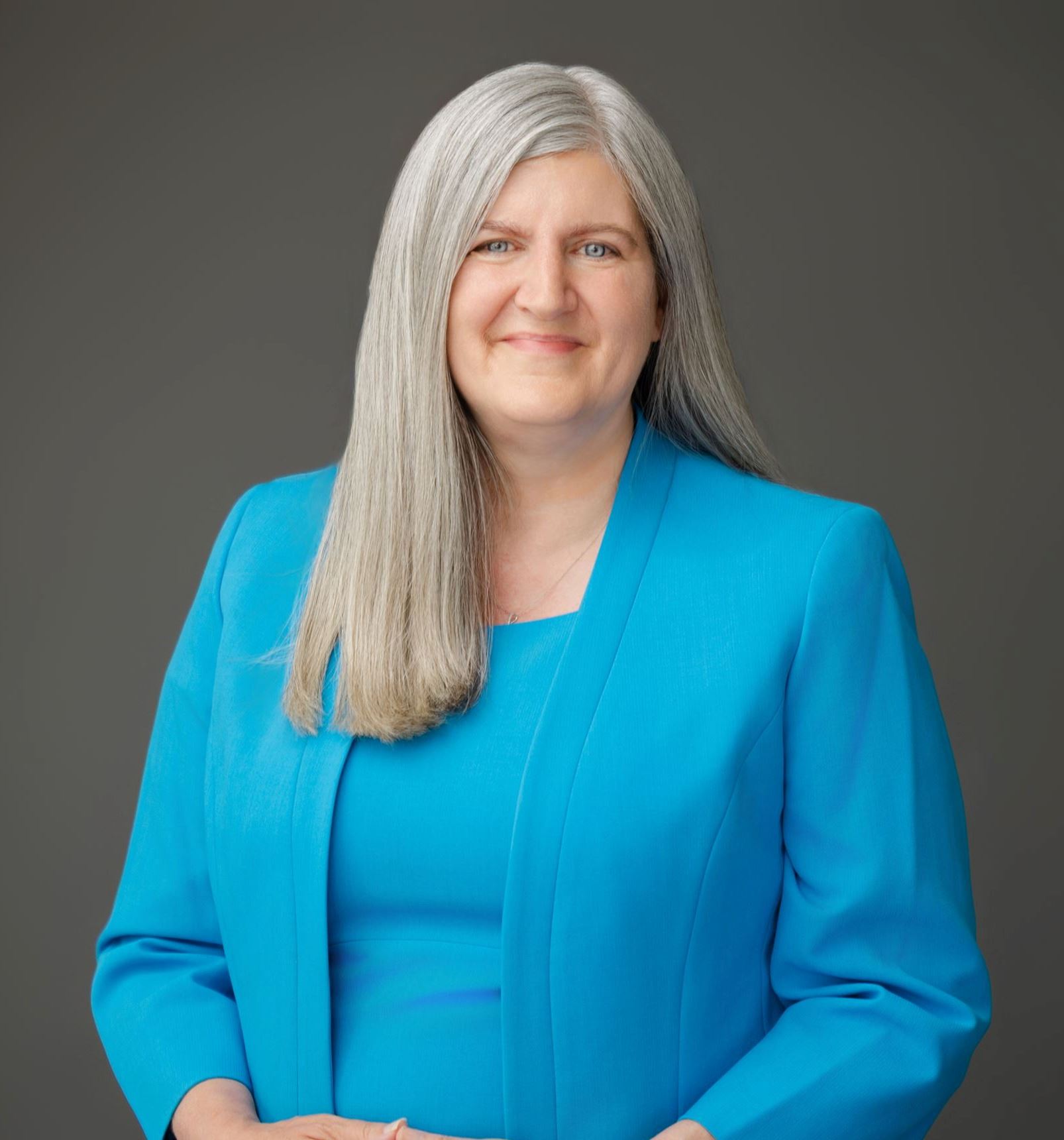 Christine Waltz Town Council Headshot 